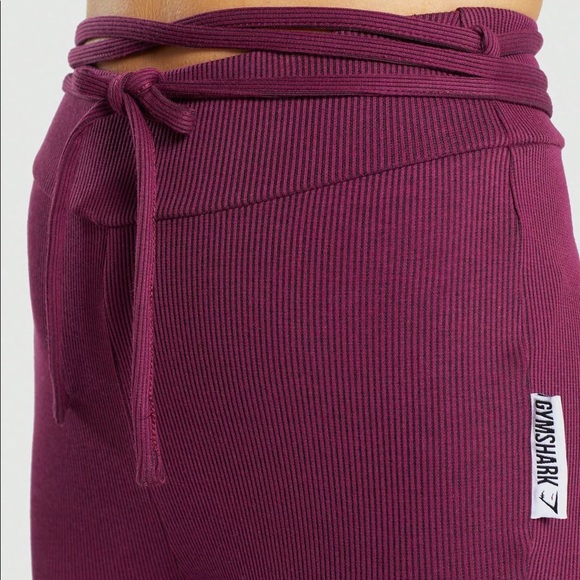 Gymshark Slounge Ribbon Bottoms size s - worn ONCE - Picture 2 of 9
